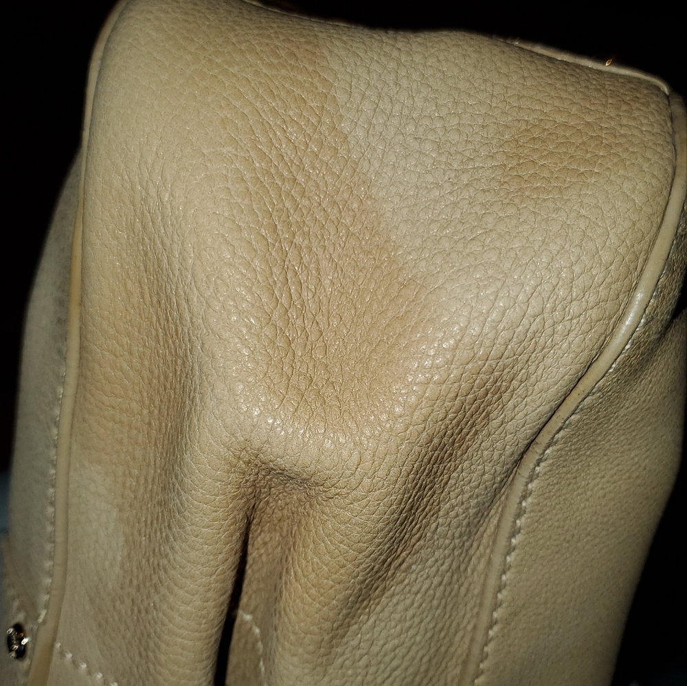 Nina Ricci Handbag - Picture 8 of 17